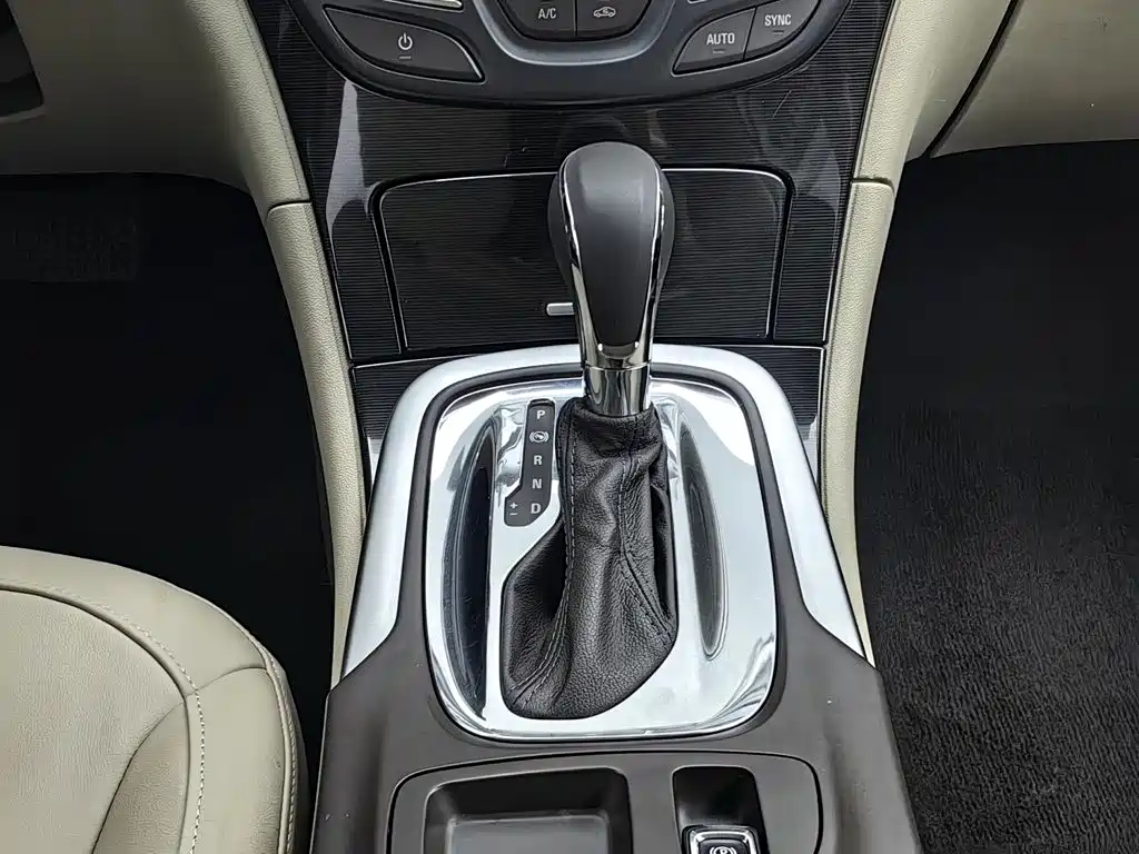 Buick Regal — миниатюра 13