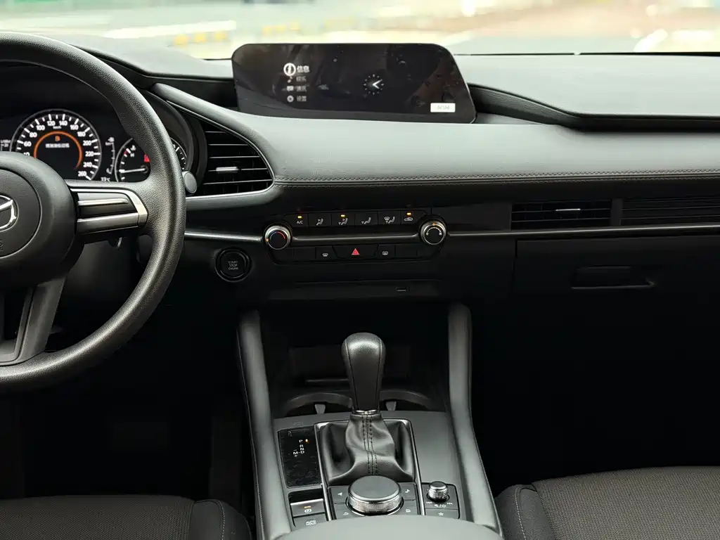Mazda 3 Axela — миниатюра 20