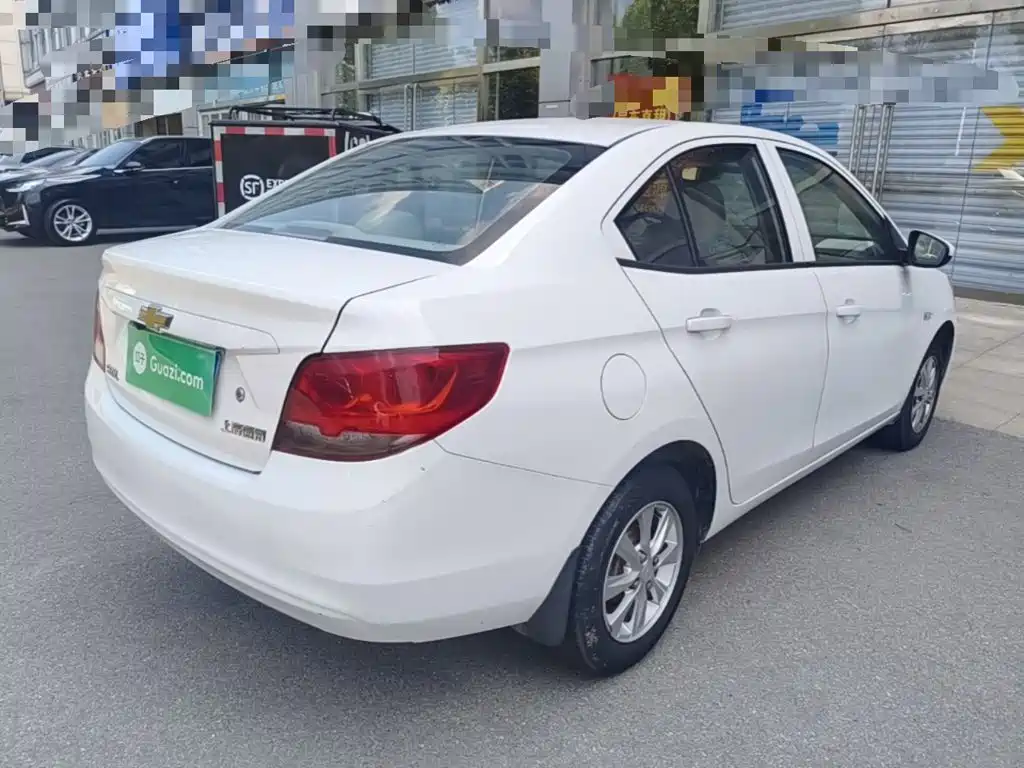 Chevrolet Sail — миниатюра 7