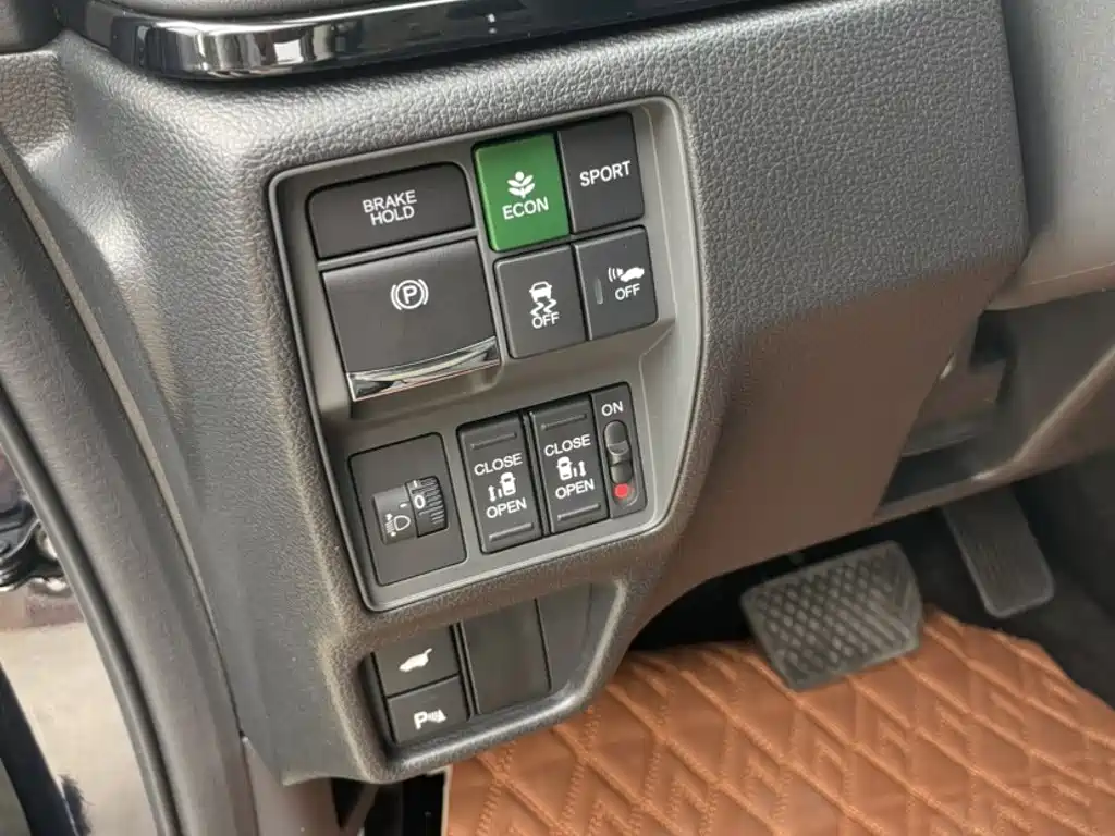 Honda Odyssey — миниатюра 9