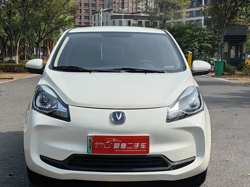 Changan Benben E-Star — миниатюра 2