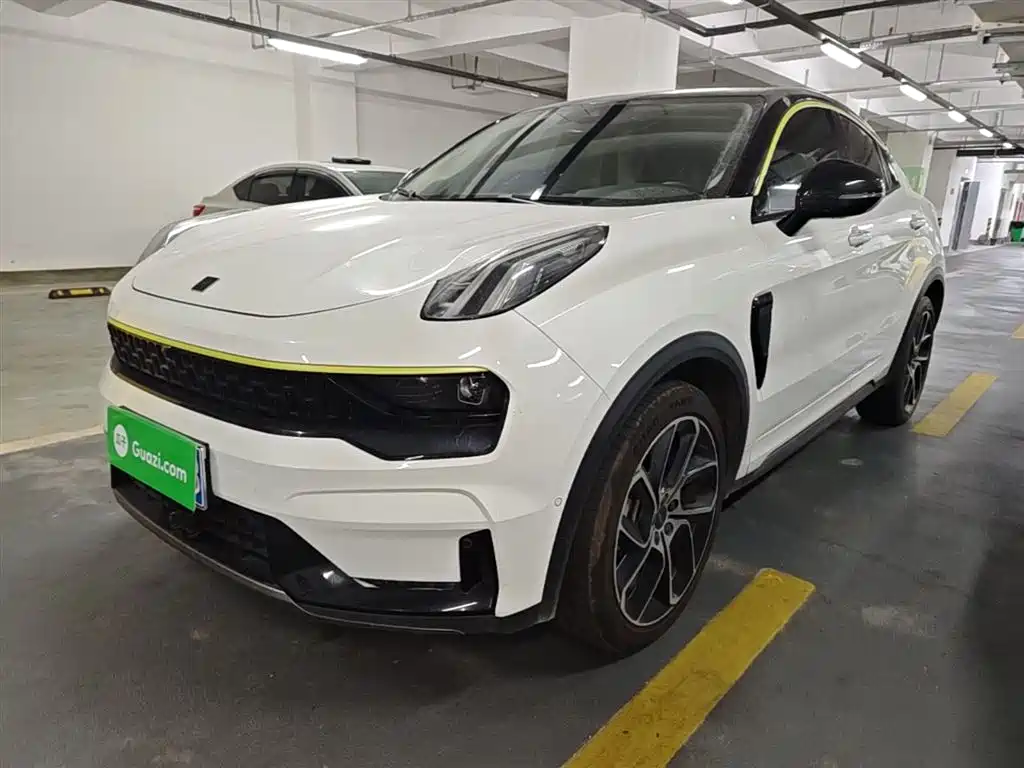 Купить Lynk & Co 05