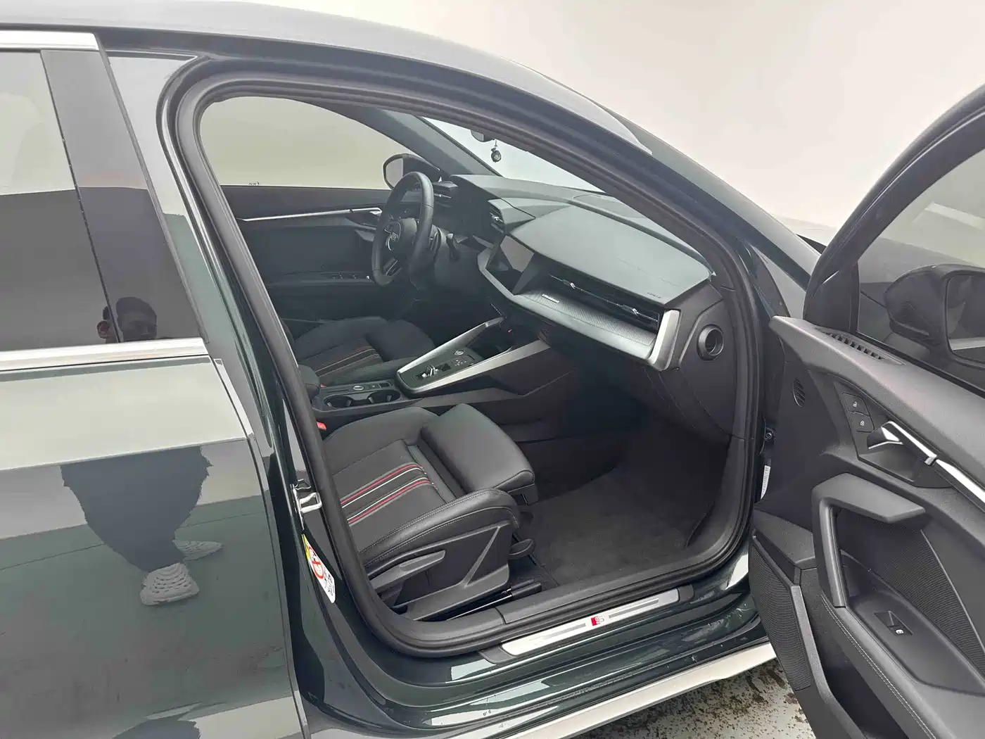 Audi A3 id 4659792 из Китая 18