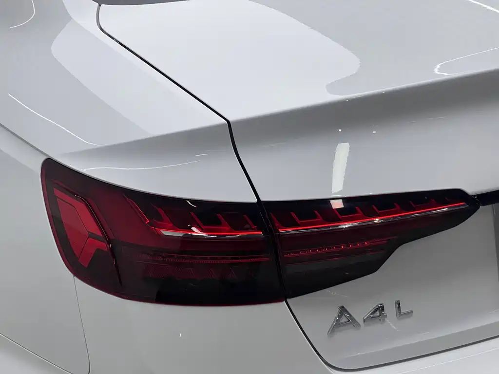 Audi A4L — миниатюра 20