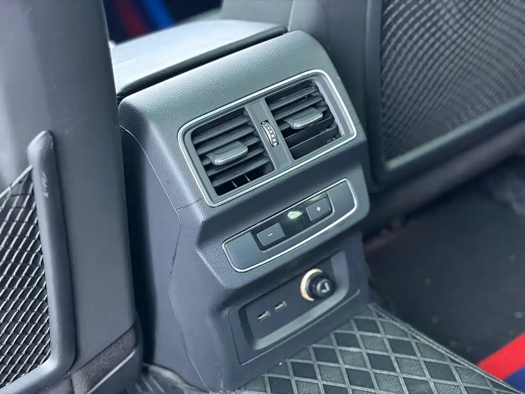 Audi Q5L — миниатюра 12