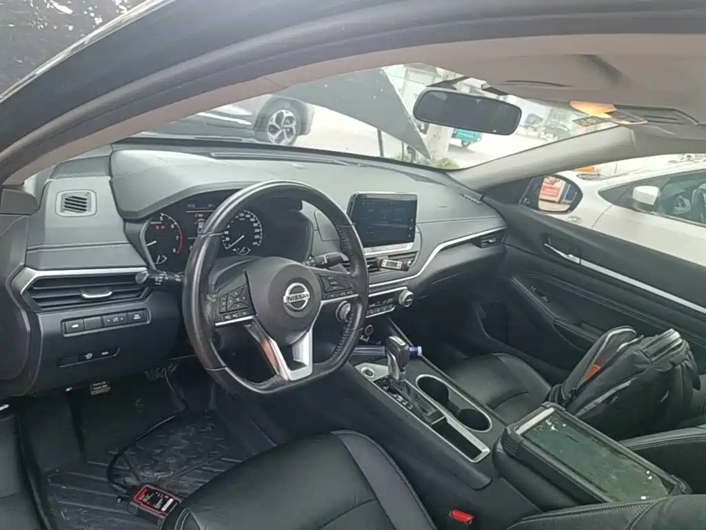 Nissan Teana — миниатюра 10