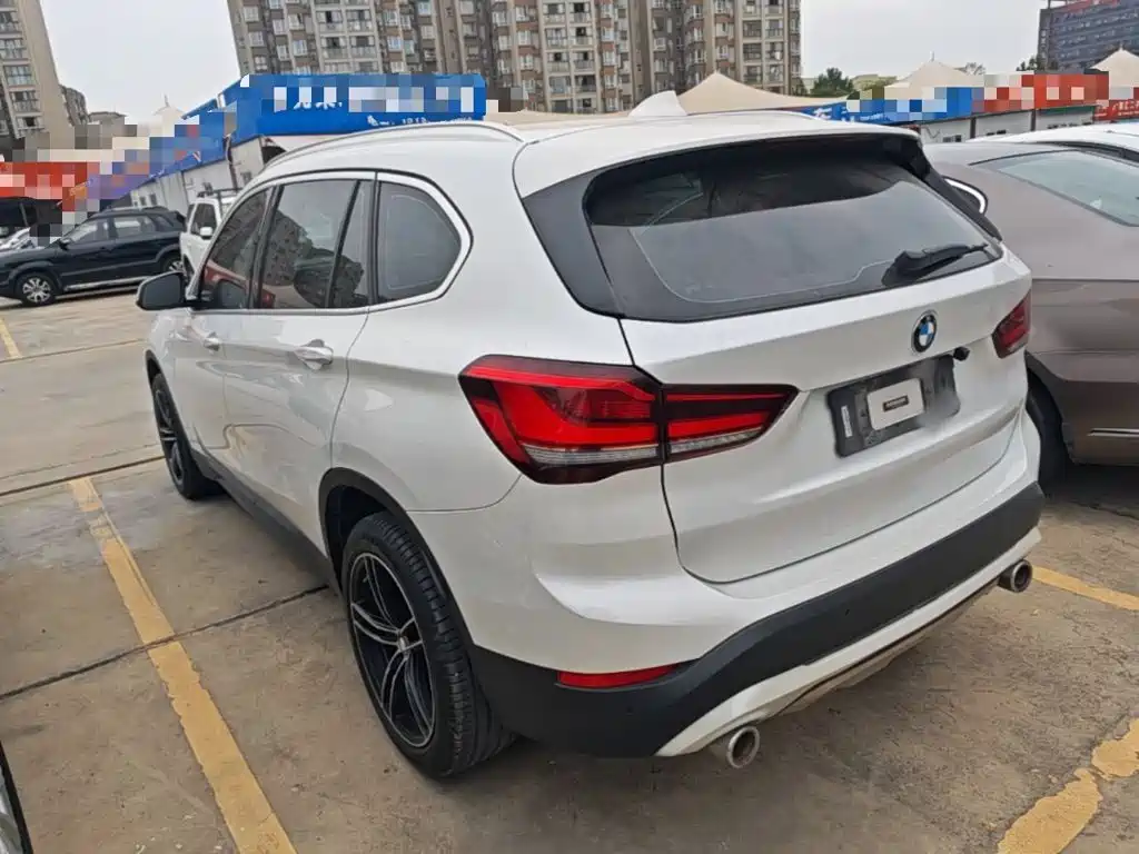 BMW X1 — миниатюра 5