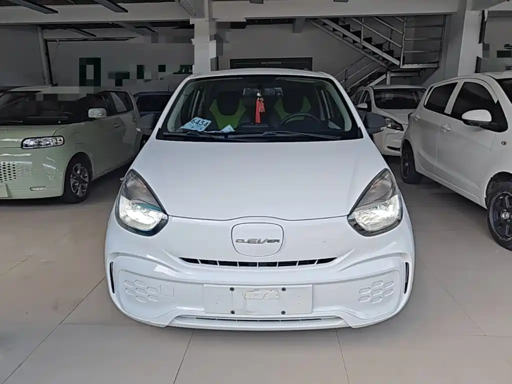 Roewe Clever — миниатюра 3