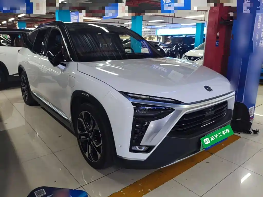 NIO ES8 — миниатюра 4