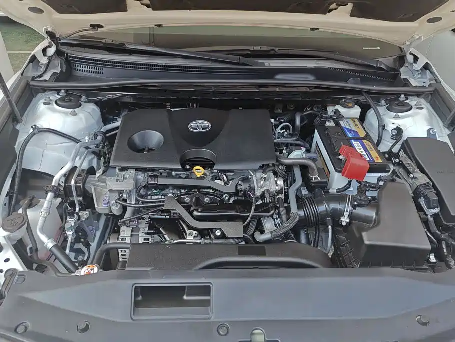Toyota Camry — миниатюра 10