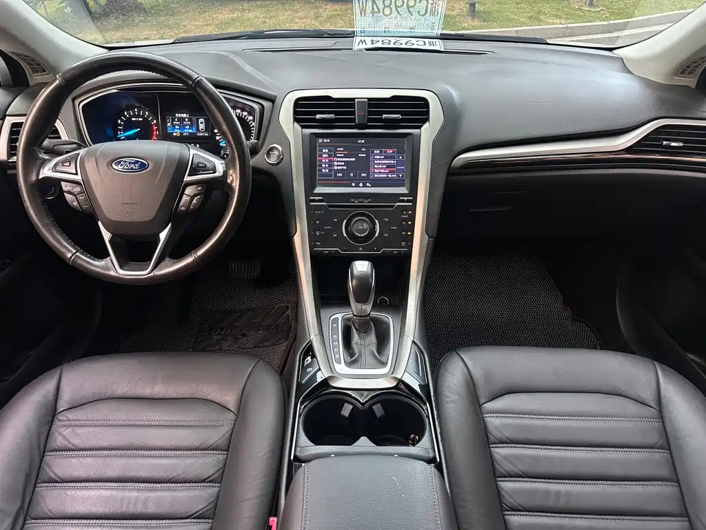 Ford Mondeo — миниатюра 8