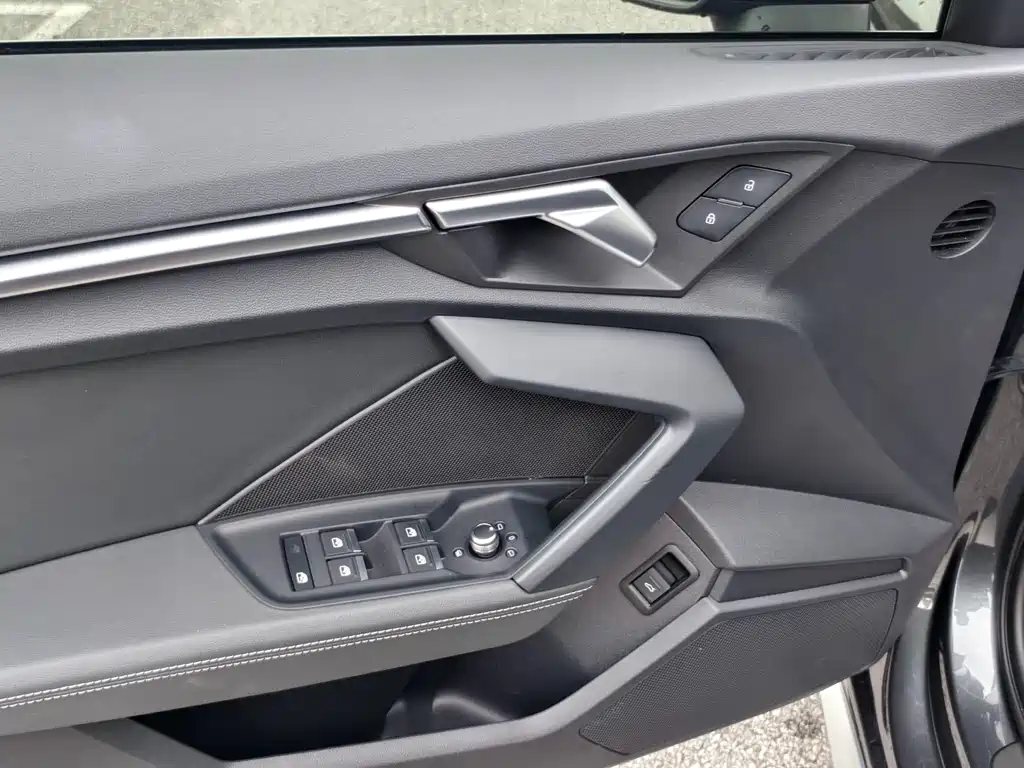 Audi A3 — миниатюра 13
