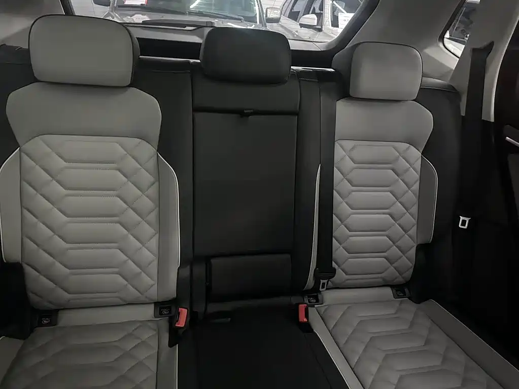 Volkswagen Tayron — миниатюра 3