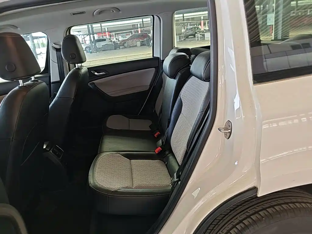 Skoda Yeti — миниатюра 17