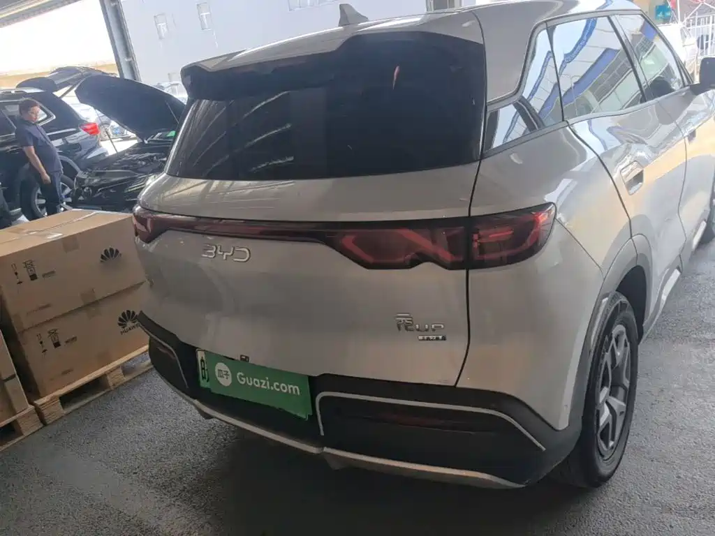 BYD Yuan Up UP 2025 Smart Drive 401KM