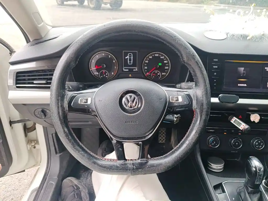 Volkswagen Lavida — миниатюра 11