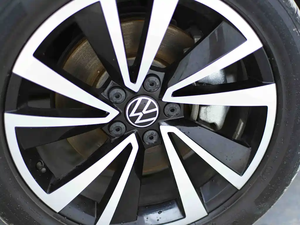 Volkswagen Tharu — миниатюра 11