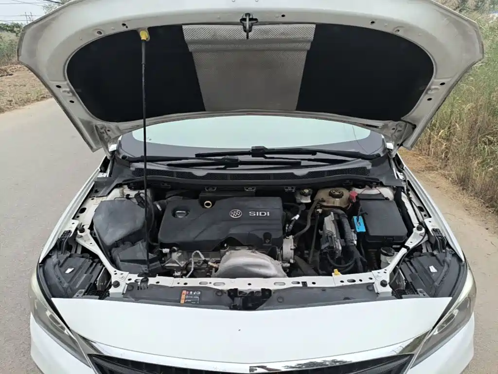 Buick Verano — миниатюра 20