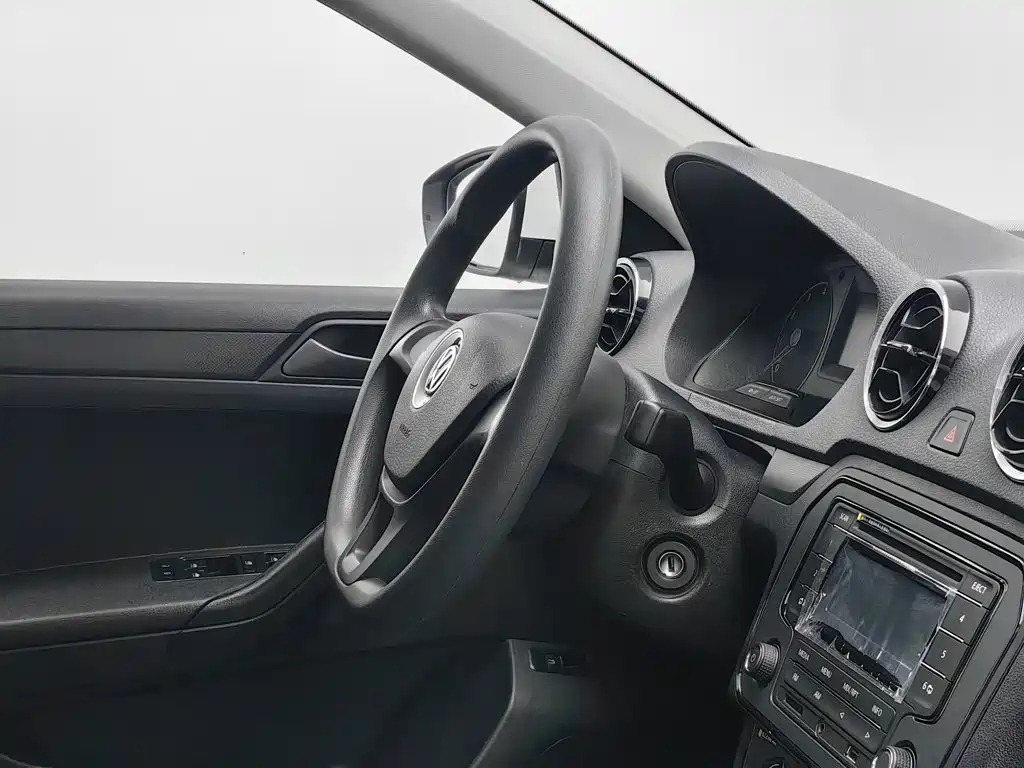 Volkswagen Jetta — миниатюра 22