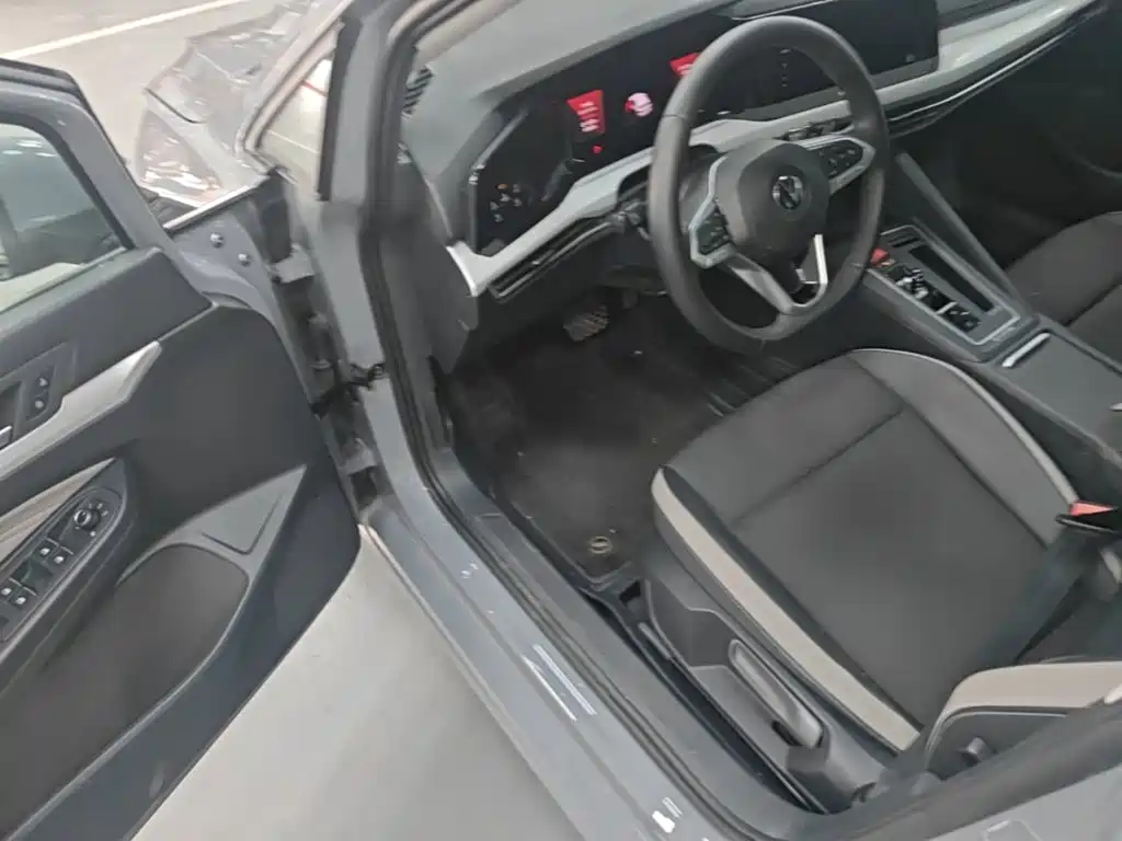 Volkswagen Golf — миниатюра 16