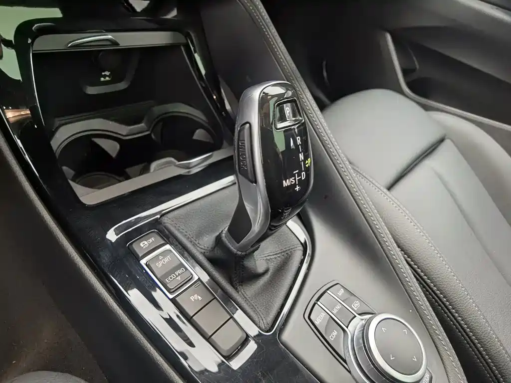 BMW X2 — миниатюра 13