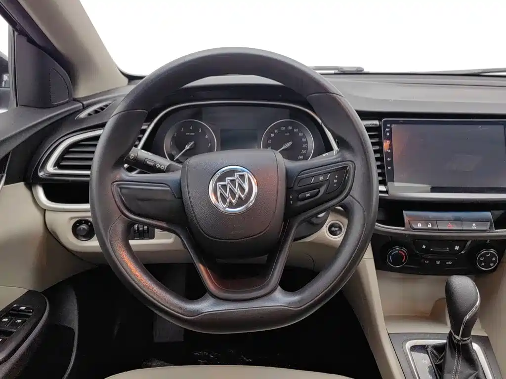 Buick Excelle — миниатюра 11
