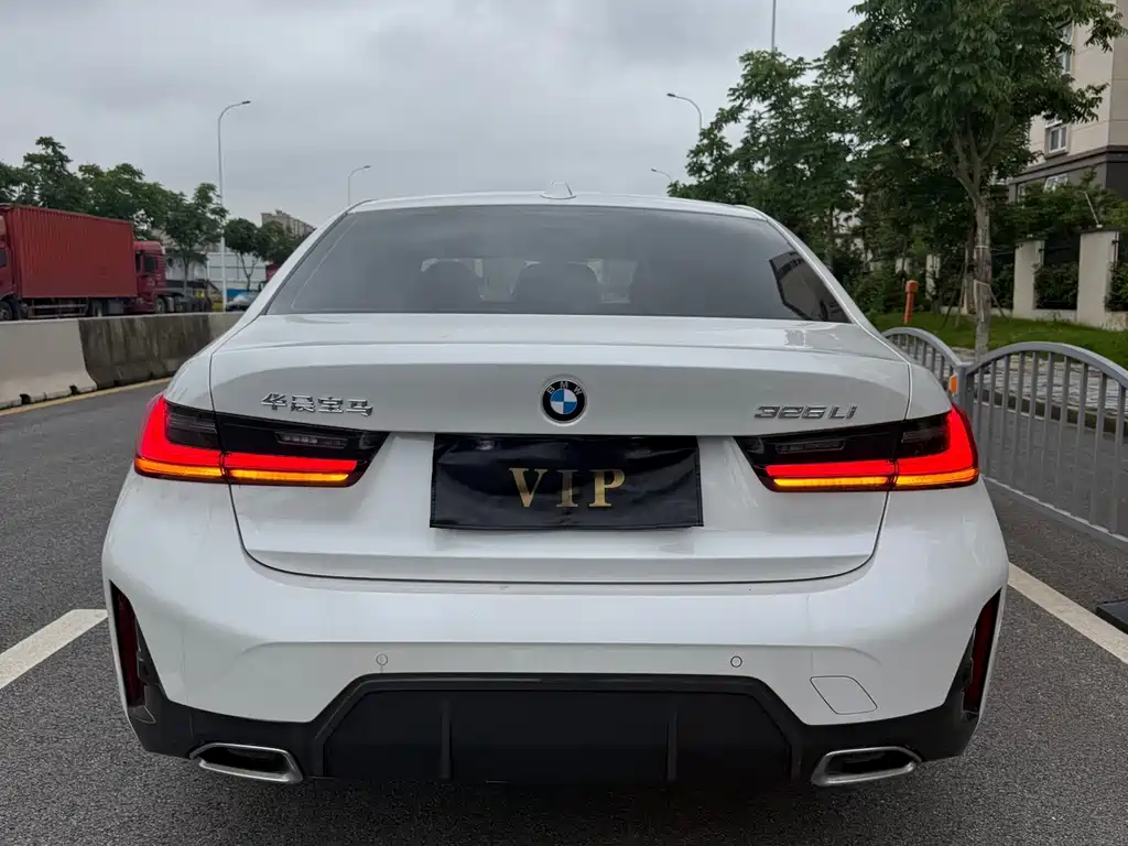 BMW 3 Series — миниатюра 7