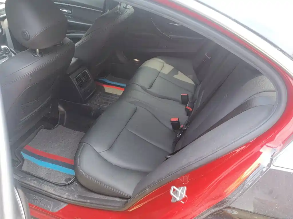BMW 3 Series — миниатюра 14
