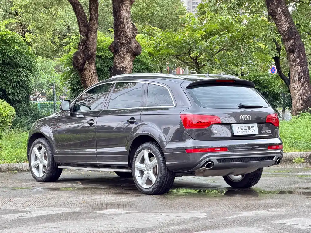 Audi Q7 — миниатюра 7
