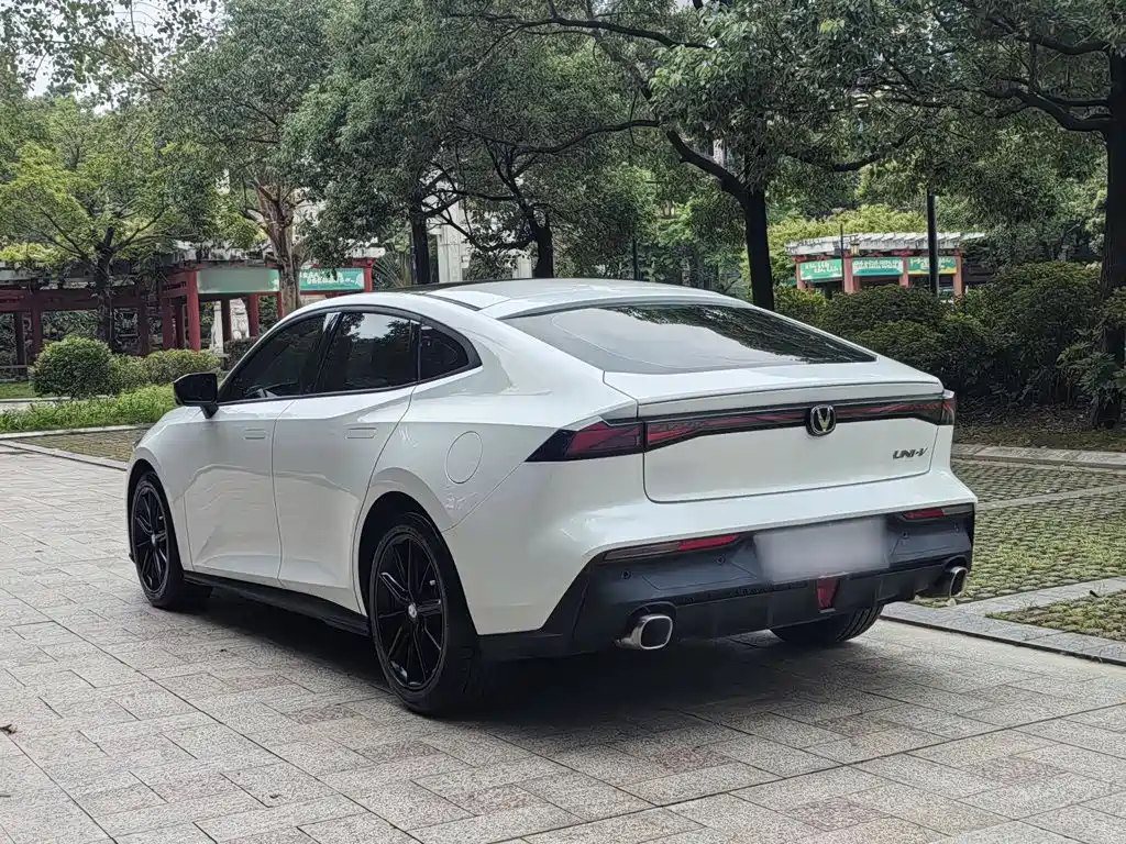 Changan UNI-V — миниатюра 10