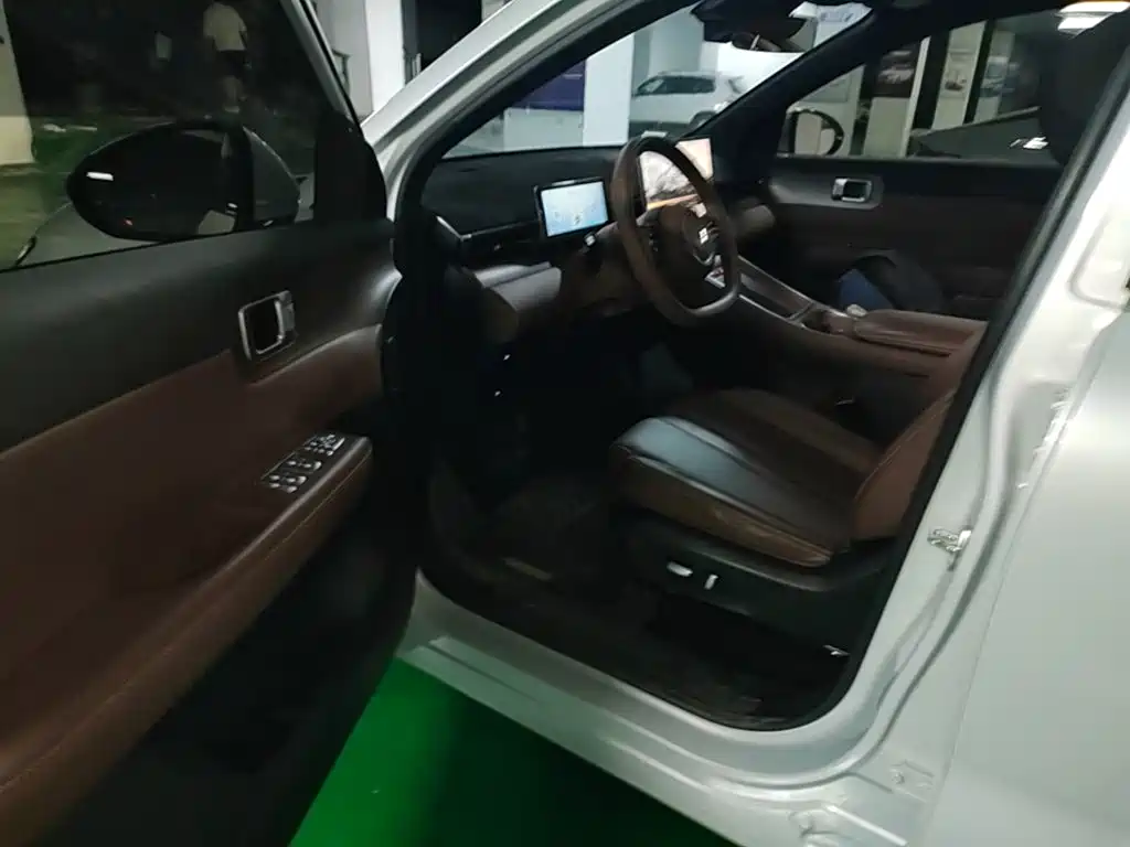 Wuling Xingguang S — миниатюра 12