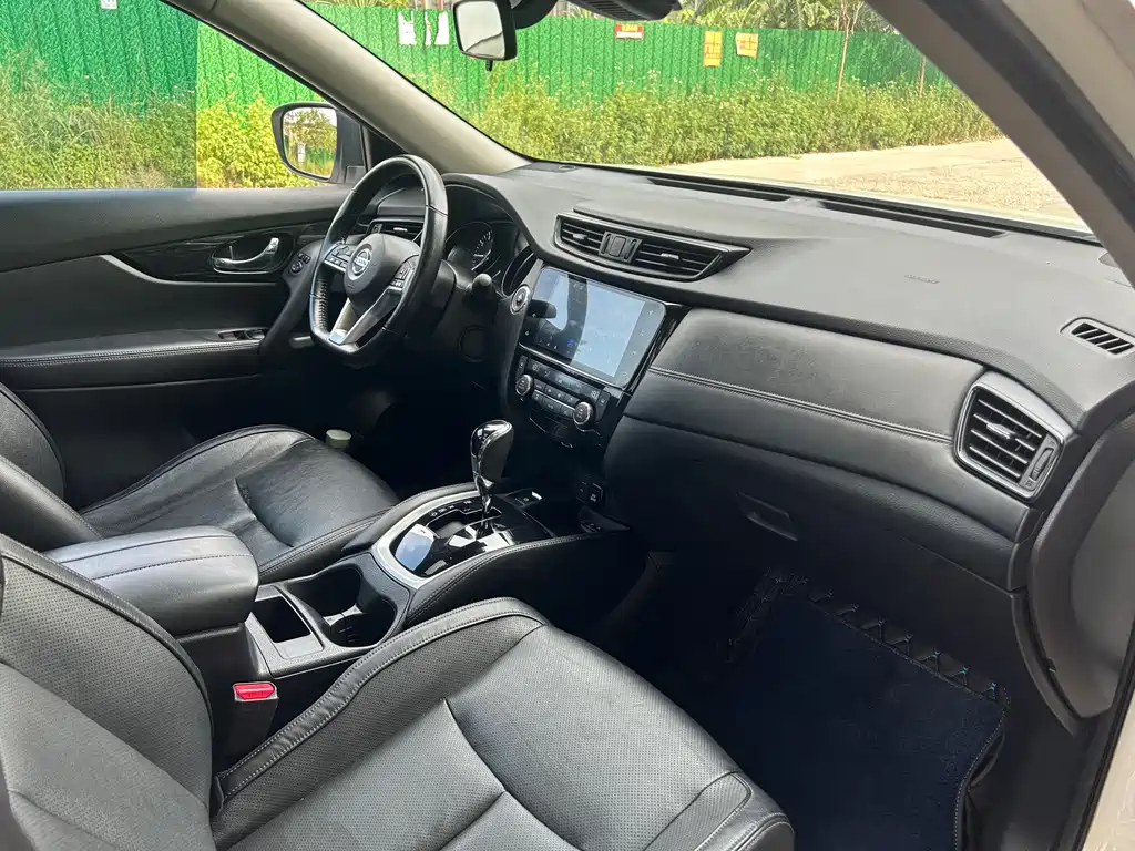 Nissan X-Trail — миниатюра 13