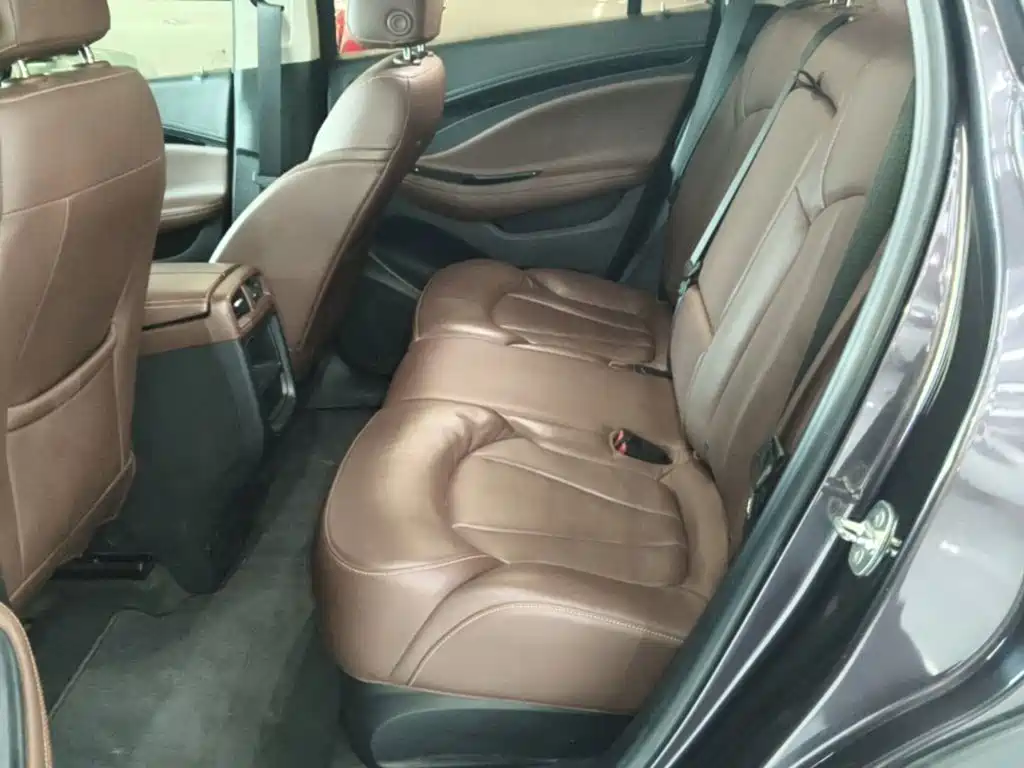 Buick Envision Plus — миниатюра 17