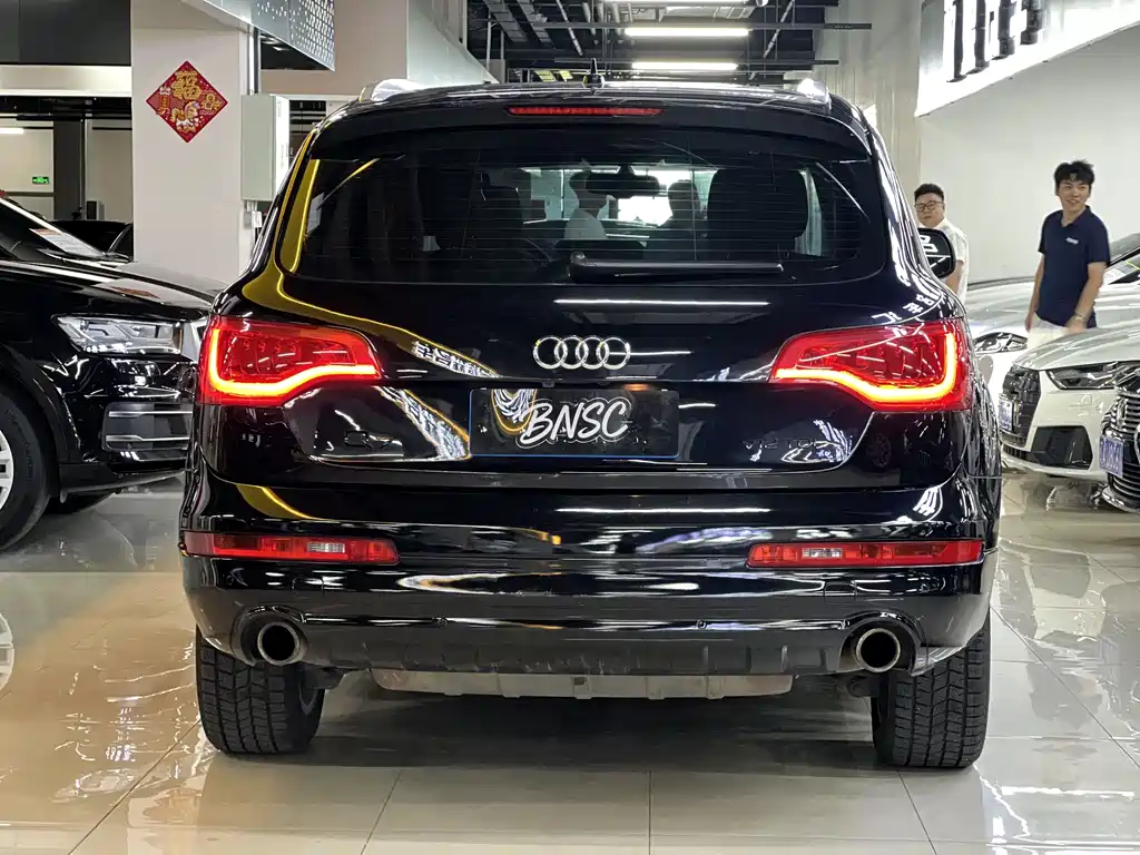 Audi Q7 2012 3.0 TFSI (200kW