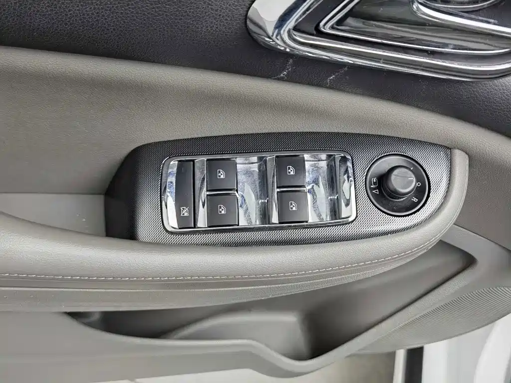 Chevrolet Malibu — миниатюра 9