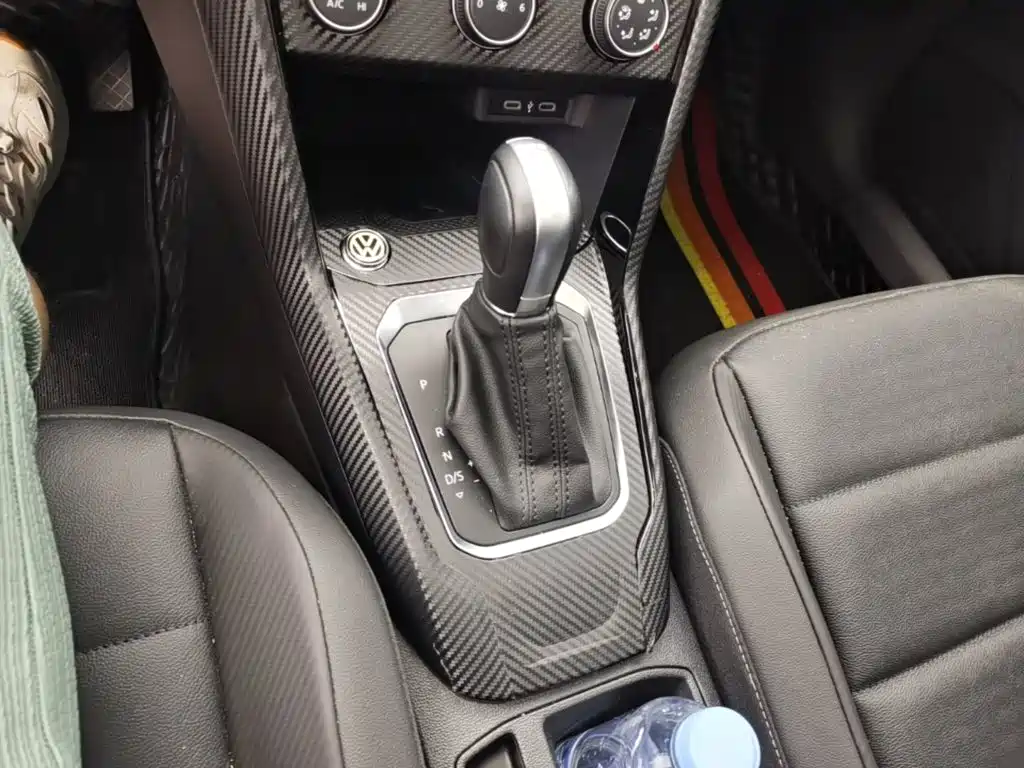 Volkswagen T-Roc — миниатюра 14