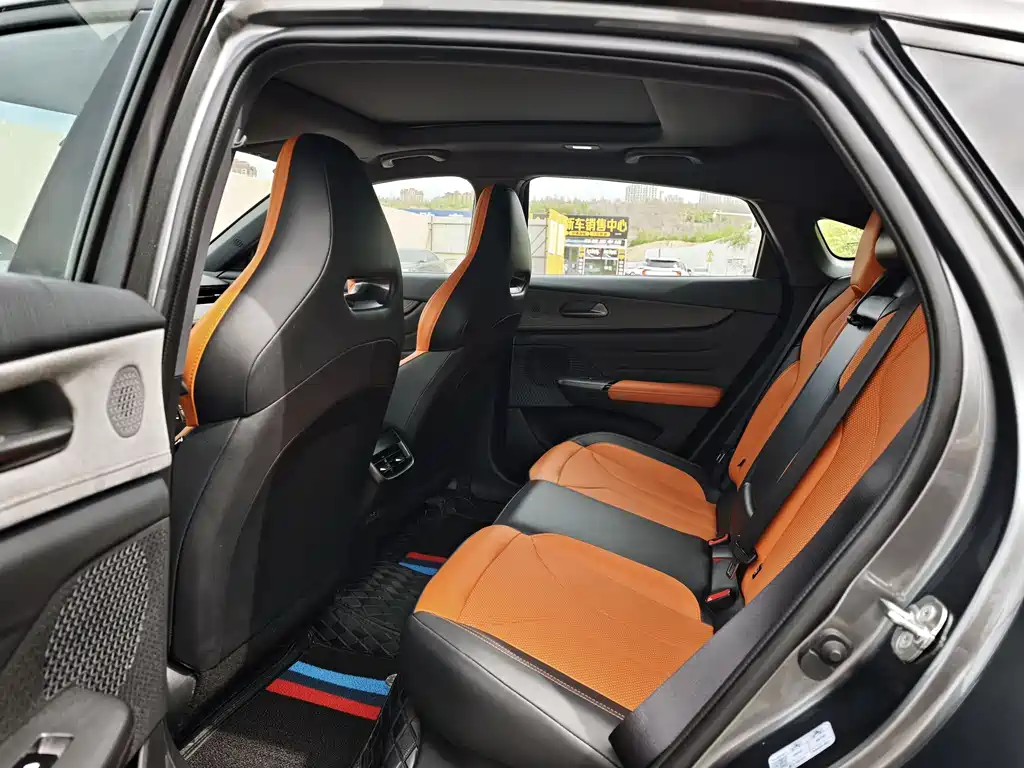 Changan UNI-V 2025 2.0T