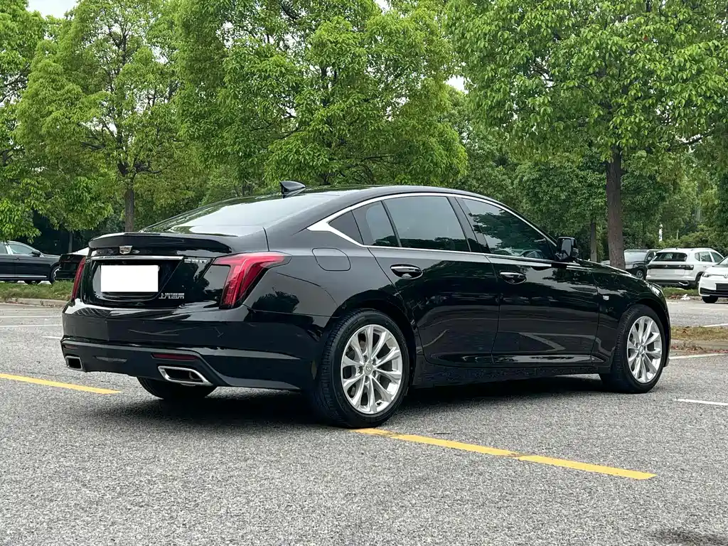Cadillac CT5 — миниатюра 7