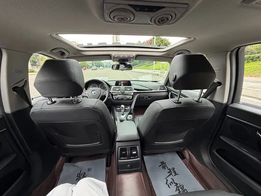BMW 3 Series — миниатюра 11