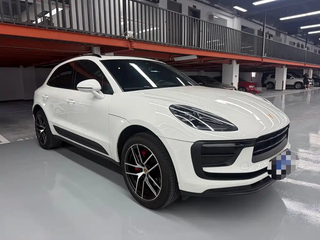 Porsche Macan — миниатюра 3
