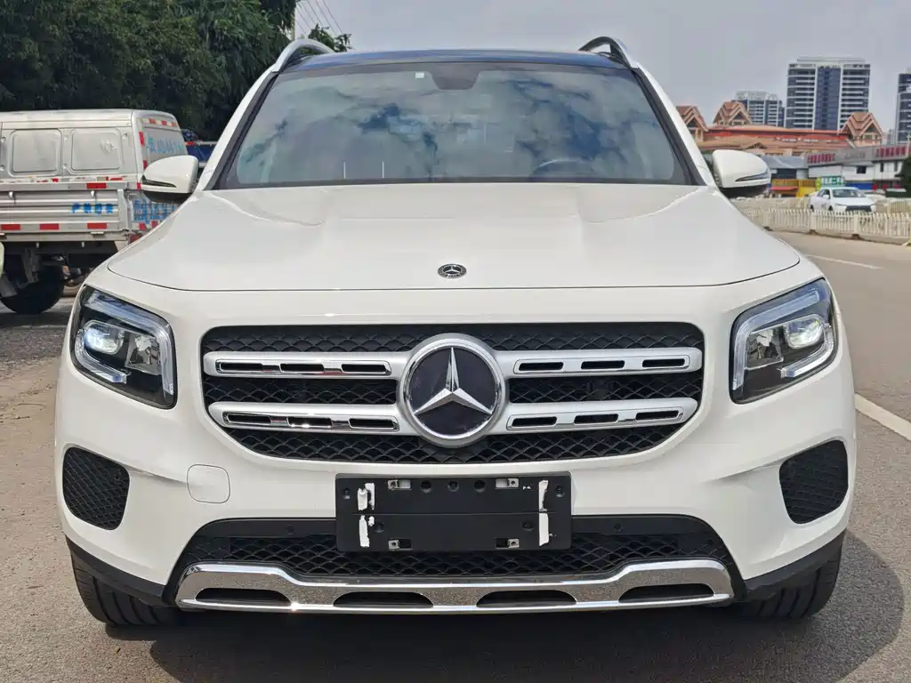 Mercedes-Benz GLB — миниатюра 2