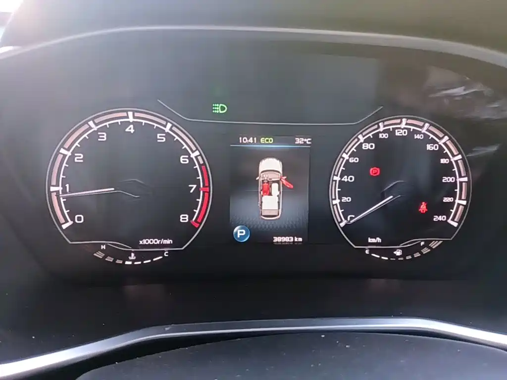 Geely Binyue — миниатюра 12
