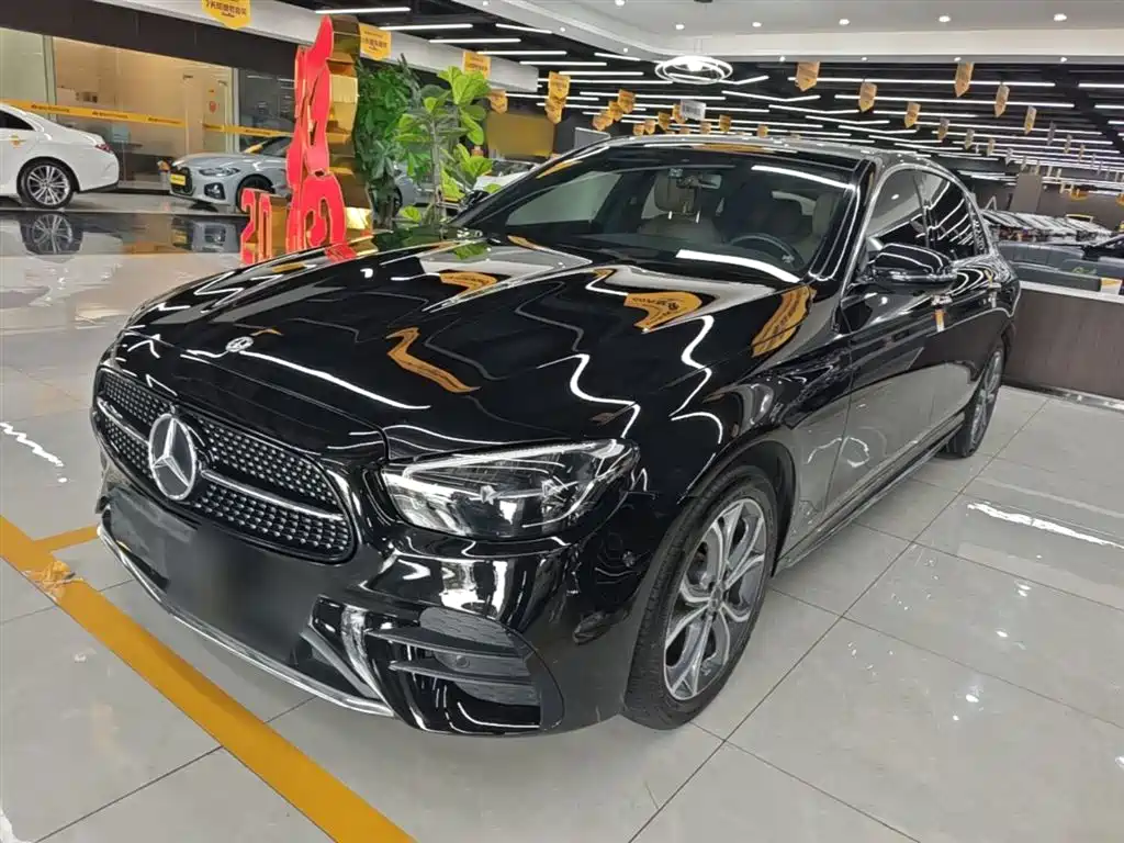 Mercedes-Benz E-Class 2021