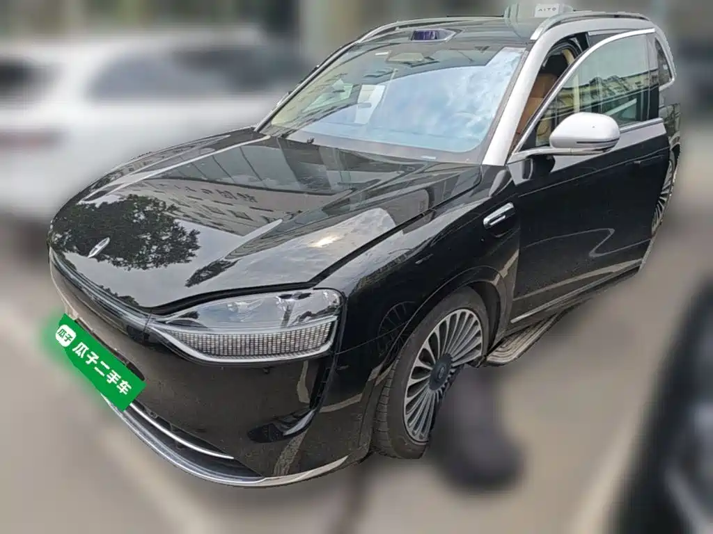 Aito M9 2025 Ultra 52kWh 6 мест (192 ）