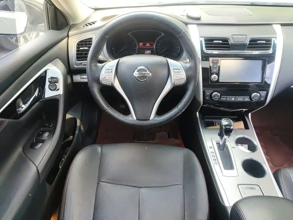 Nissan Teana — миниатюра 6