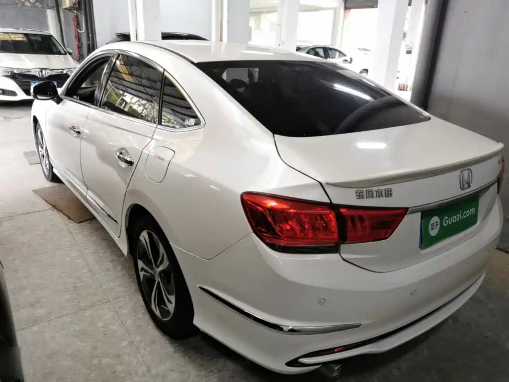 Honda Spirior 2015 2.4L Luxury