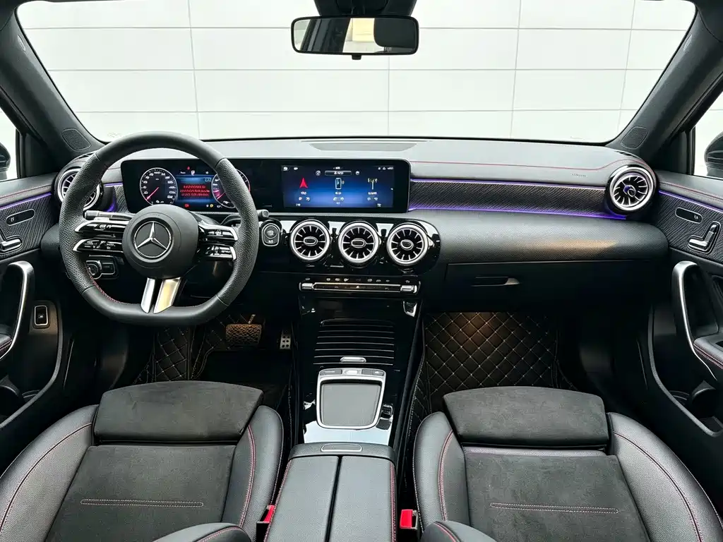 Mercedes-Benz A-Class — миниатюра 7