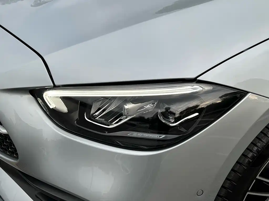 Mercedes-Benz C-Class — миниатюра 5