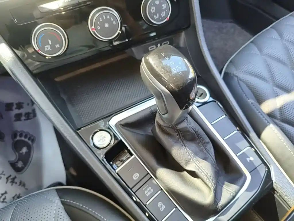 Volkswagen Sagitar — миниатюра 14