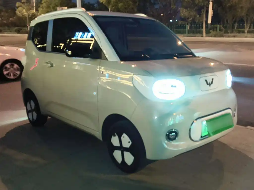 Wuling MINIEV — миниатюра 22